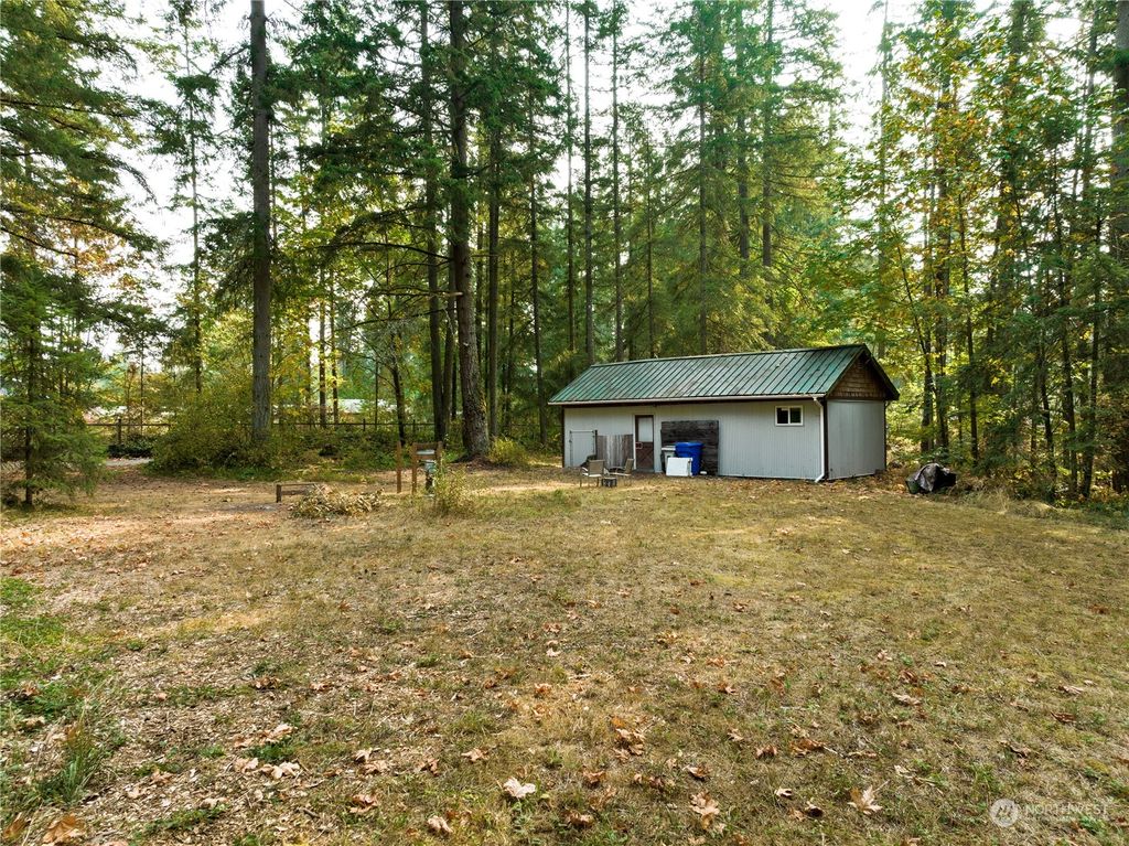Photo of 17526 SE Lake Holm Road, Auburn, WA 98092 (MLS # 2009470)