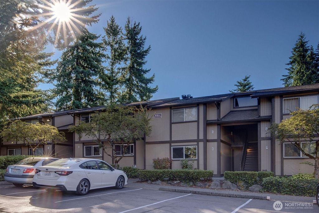 Photo of 4715 176th Street SW #E5, Lynnwood, WA 98037 (MLS # 2414590)
