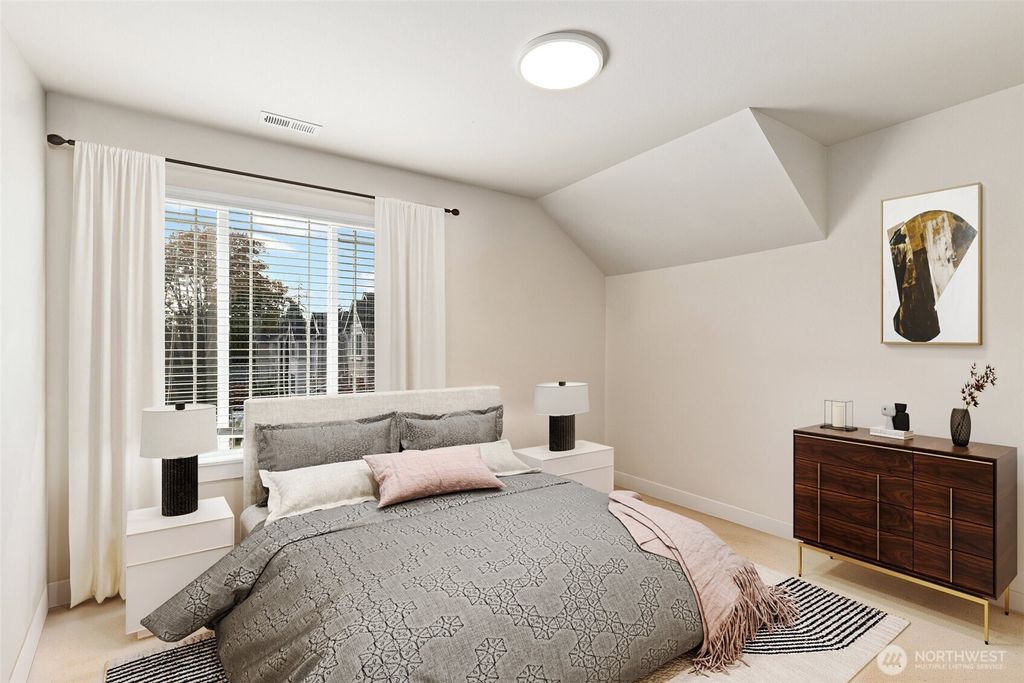 Photo of 1109 146th Street SW #6, Lynnwood, WA 98087 (MLS # 2479676)