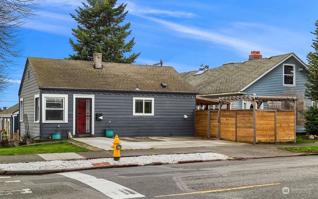 Photo of 2630 Grand Avenue, Everett, WA 98201 (MLS # 2205992)