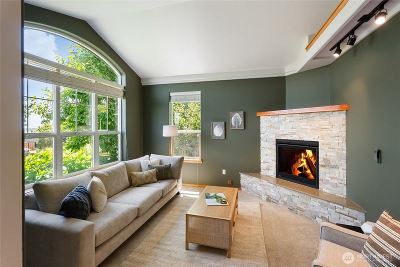 5939 Artist Drive