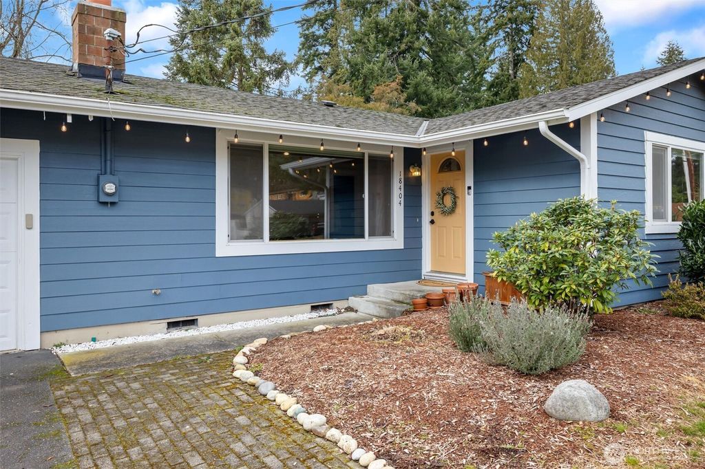 Photo of 18404 60th Avenue W, Lynnwood, WA 98037 (MLS # 2353679)