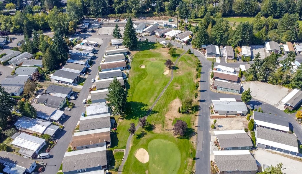 Photo of 2101 S 324th Street #11, Federal Way, WA 98003 (MLS # 2434531)