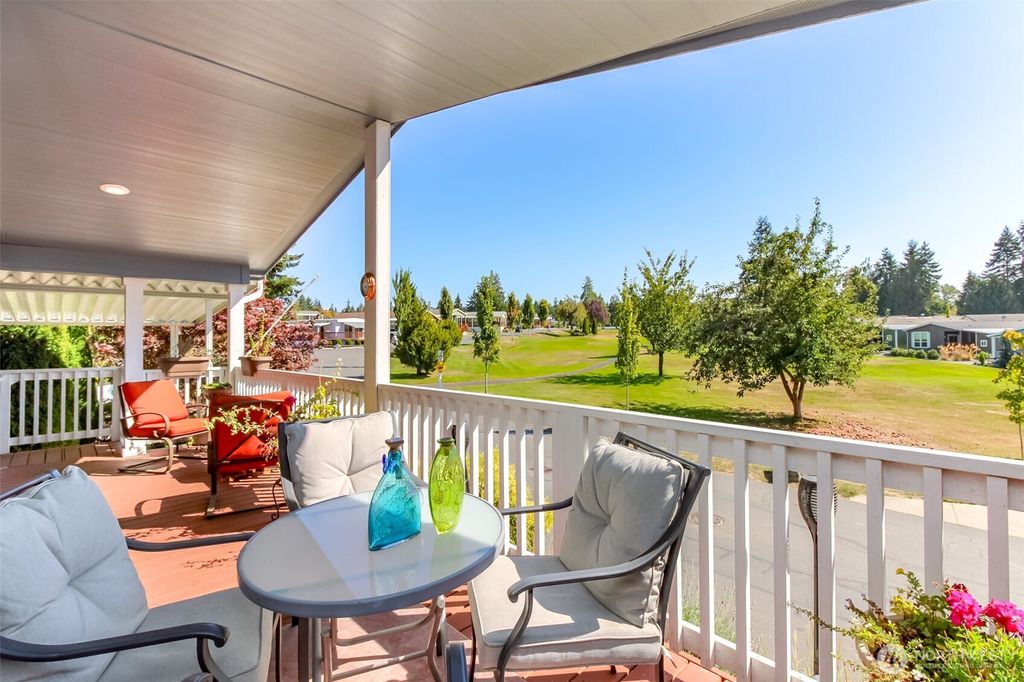 Photo of 2101 S 324th Street #11, Federal Way, WA 98003 (MLS # 2434531)