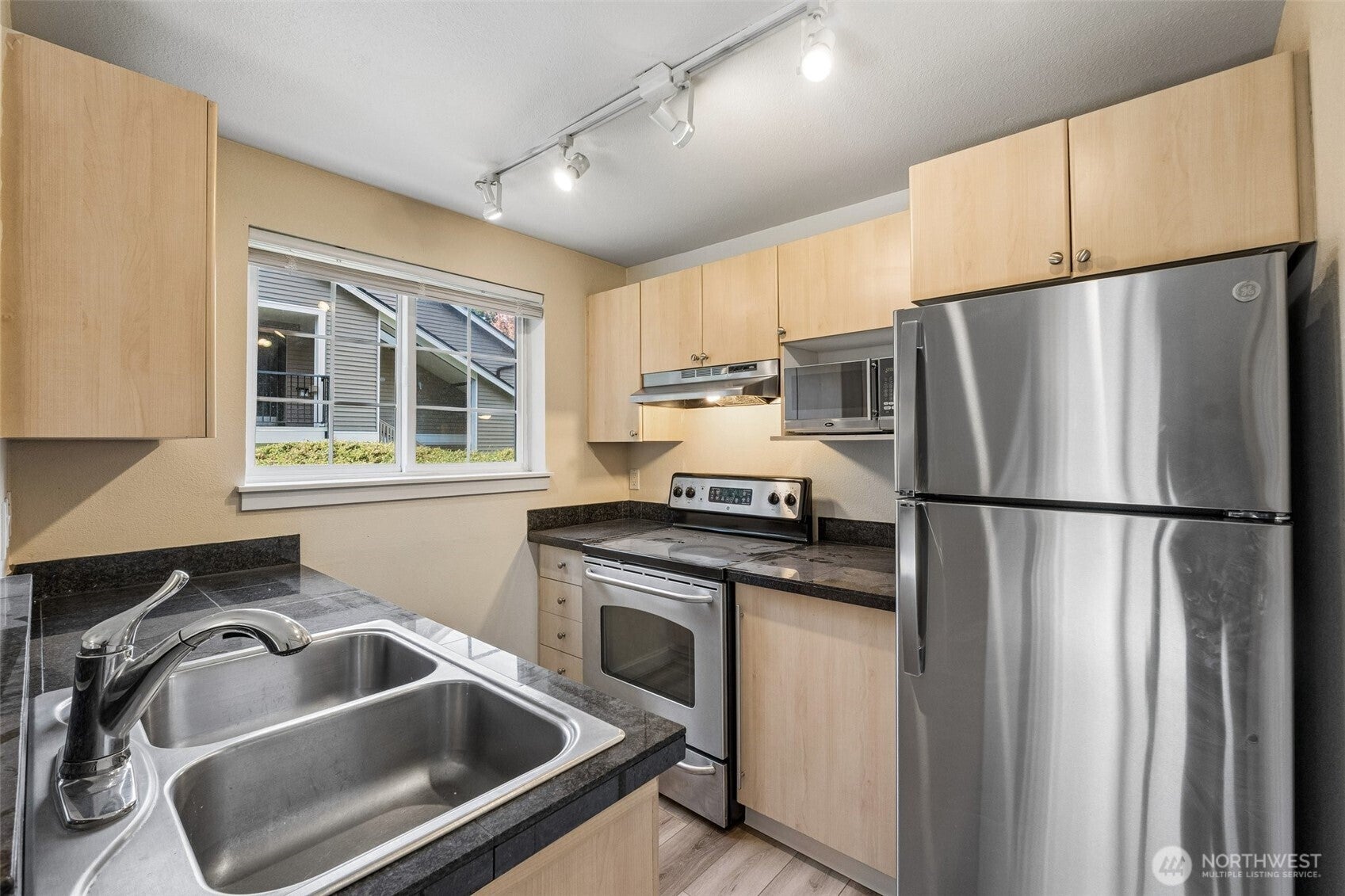 10619 SE 261st Place E106