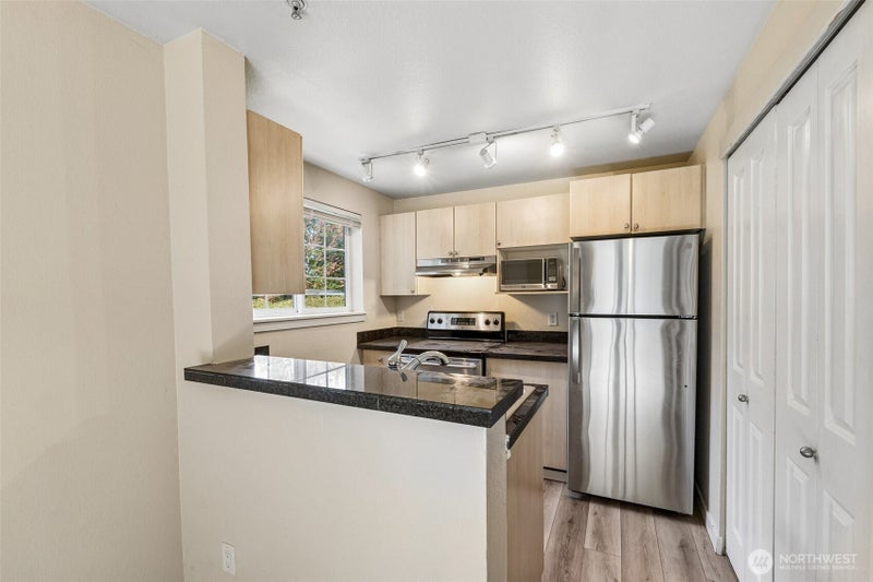 10619 SE 261st Place E106