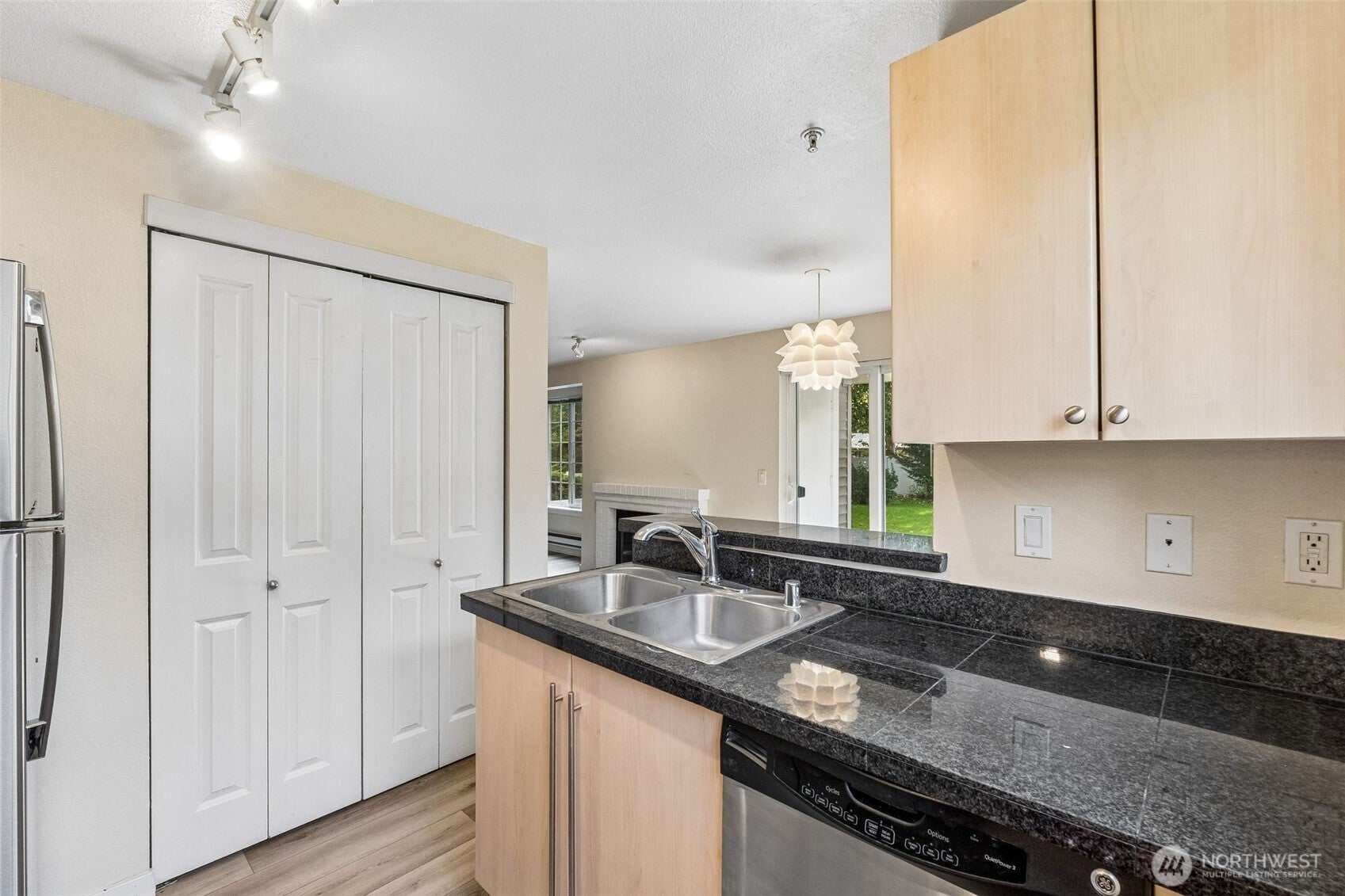 10619 SE 261st Place E106