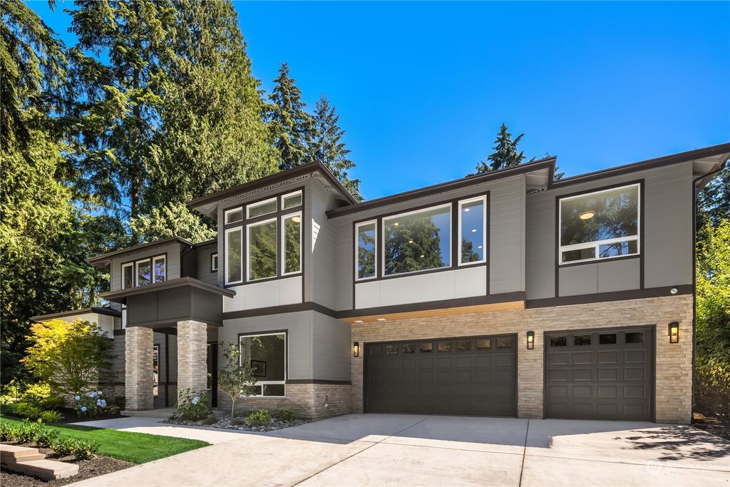 Photo of 6405 125th Ave NE, Kirkland, WA 98033 (MLS # 2268738)