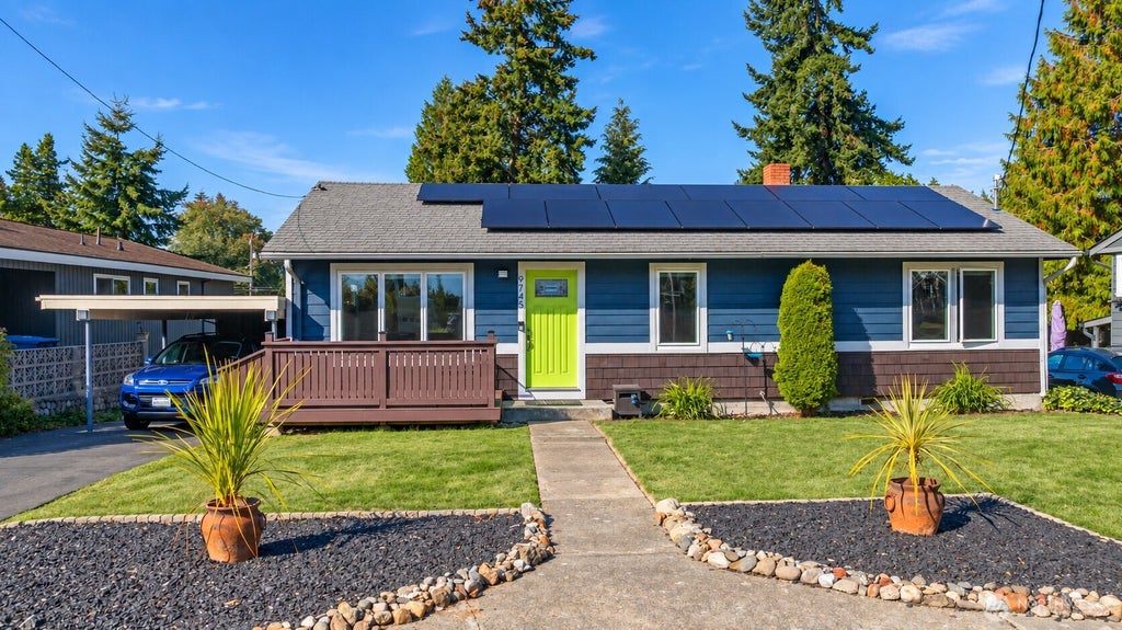 Photo of 9745 2nd Avenue NW, Seattle, WA 98117 (MLS # 2588548)