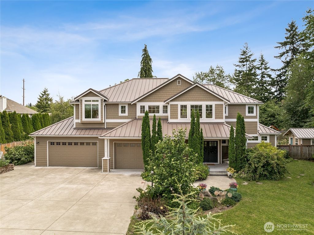 Photo of 19004 132nd Place SE, Renton, WA 98058 (MLS # 2408926)