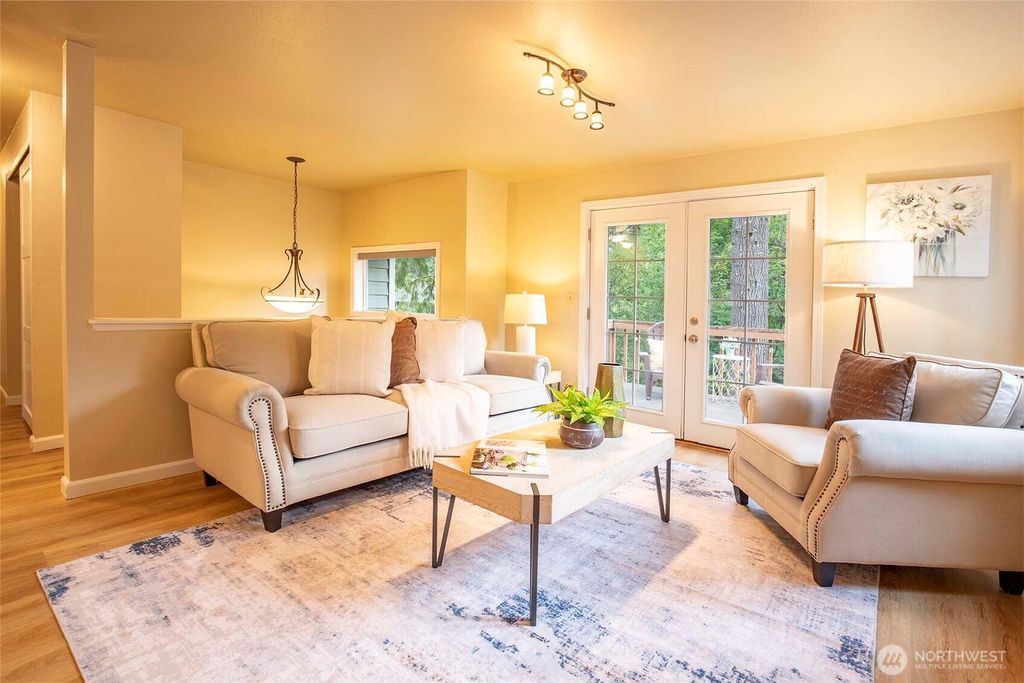 Photo of 17552 429th Avenue SE, North Bend, WA 98045 (MLS # 2415132)