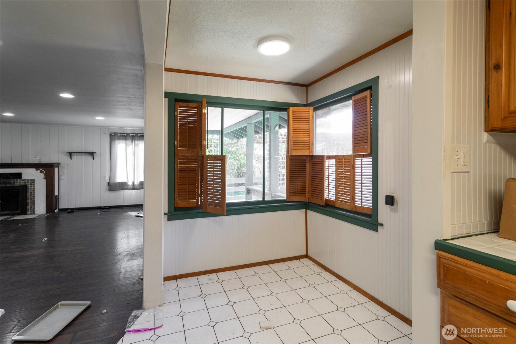7802 Golden Given Road E