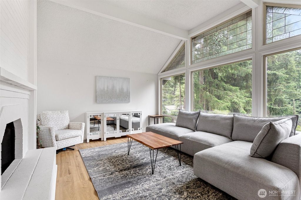 Photo of 2858 241st Avenue SE, Sammamish, WA 98075 (MLS # 2466676)