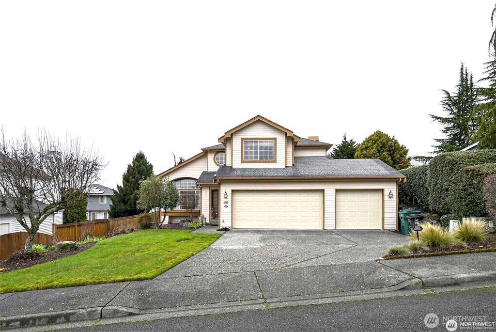 Photo of 5822 74th Drive NE, Marysville, WA 98270 (MLS # 2479419)