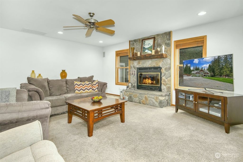 Photo of 37417 246th Avenue SE, Enumclaw, WA 98022 (MLS # 2049867)