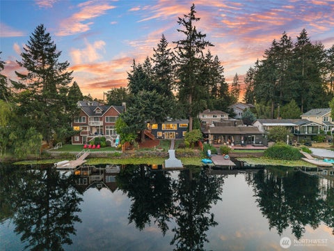 Photo of 13302 Bitter Place N, Seattle, WA 98133 (MLS # 2575187)