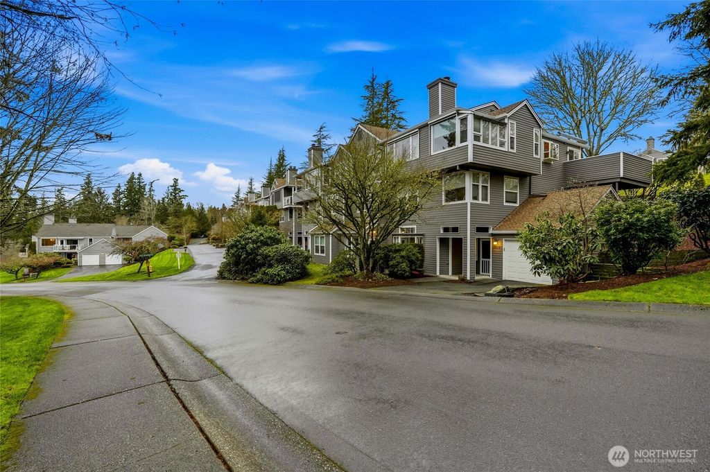 Photo of 4254 221st Place SE #1088, Issaquah, WA 98029 (MLS # 2476549)