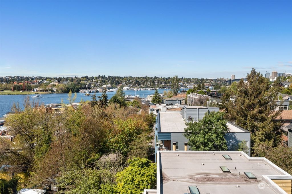 Photo of 2314 A Fairview Avenue E, Seattle, WA 98102 (MLS # 2058408)