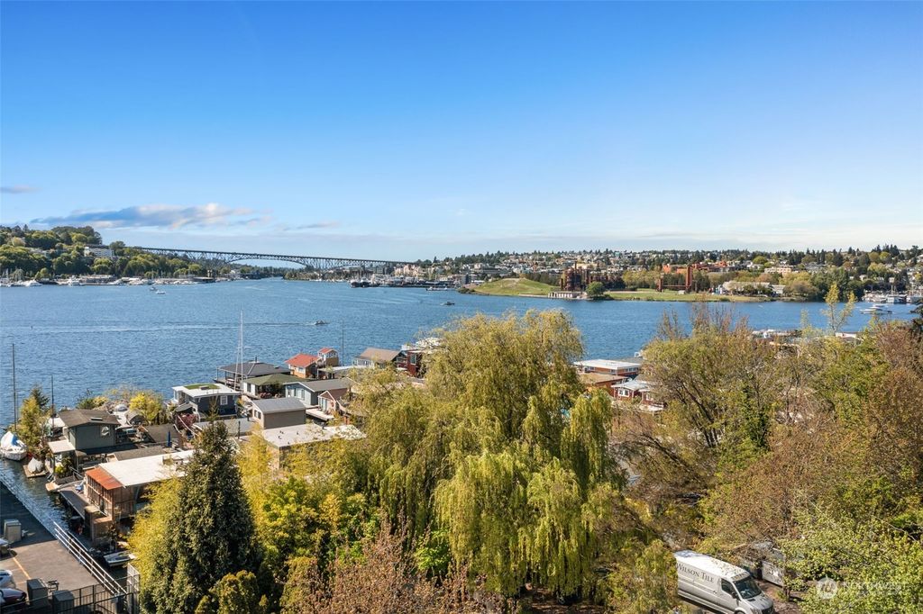 Photo of 2314 A Fairview Avenue E, Seattle, WA 98102 (MLS # 2058408)