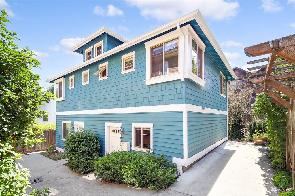 Photo of 2829 SW Dakota Street #B, Seattle, WA 98126 (MLS # 1989486)
