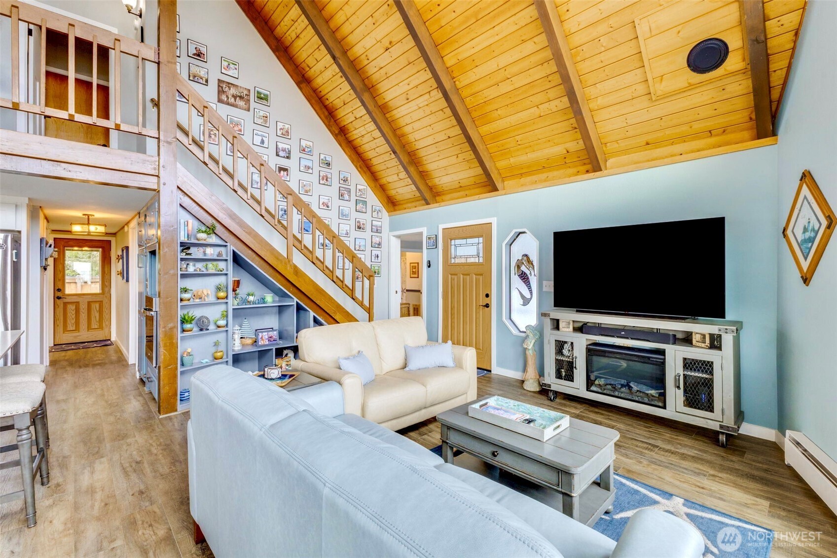 331 Harbor View Loop SE