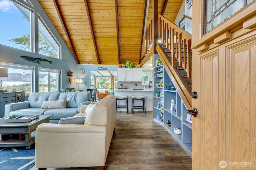 Photo of 331 Harbor View Loop SE, Ocean Shores, WA 98569 (MLS # 2471247)