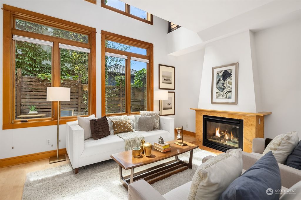 Photo of 3824 Evanston Avenue N #10, Seattle, WA 98103 (MLS # 2257135)