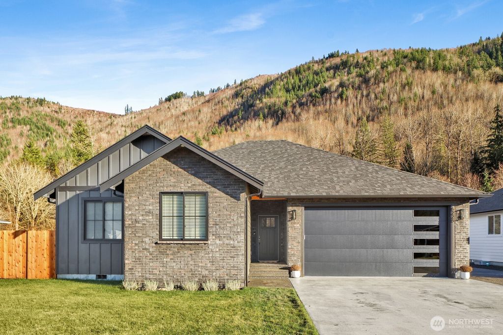 Photo of 8228 Gold Run Drive, Maple Falls, WA 98266 (MLS # 2469489)