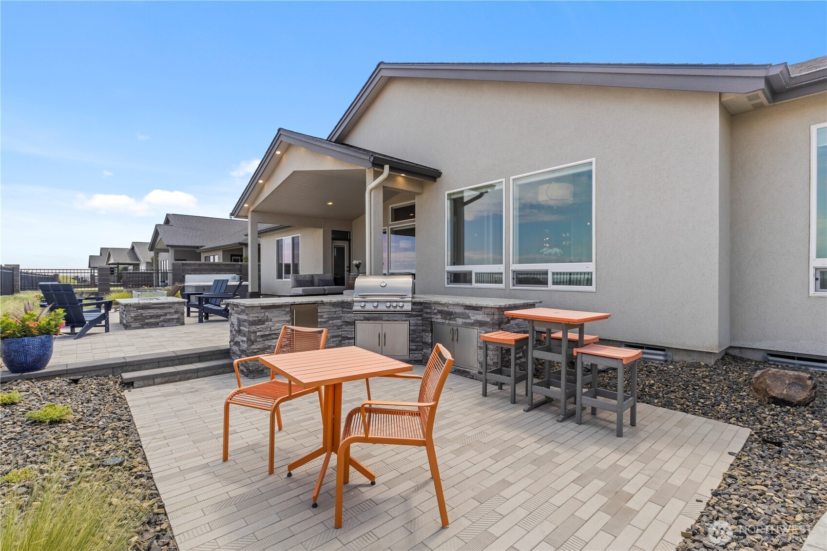 2132 Legacy Lane