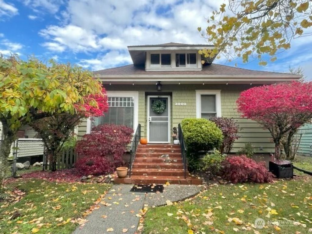 Photo of 3809 N 33rd Street, Tacoma, WA 98407 (MLS # 2464352)