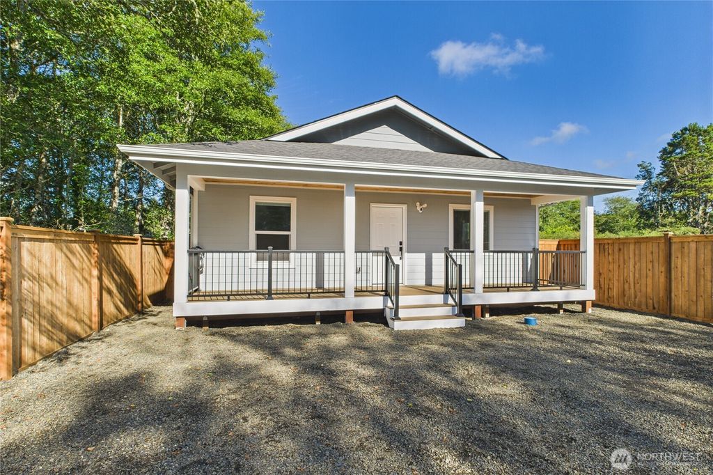 Photo of 1002 E Delilah Rose Lane, Westport, WA 98595 (MLS # 2490555)