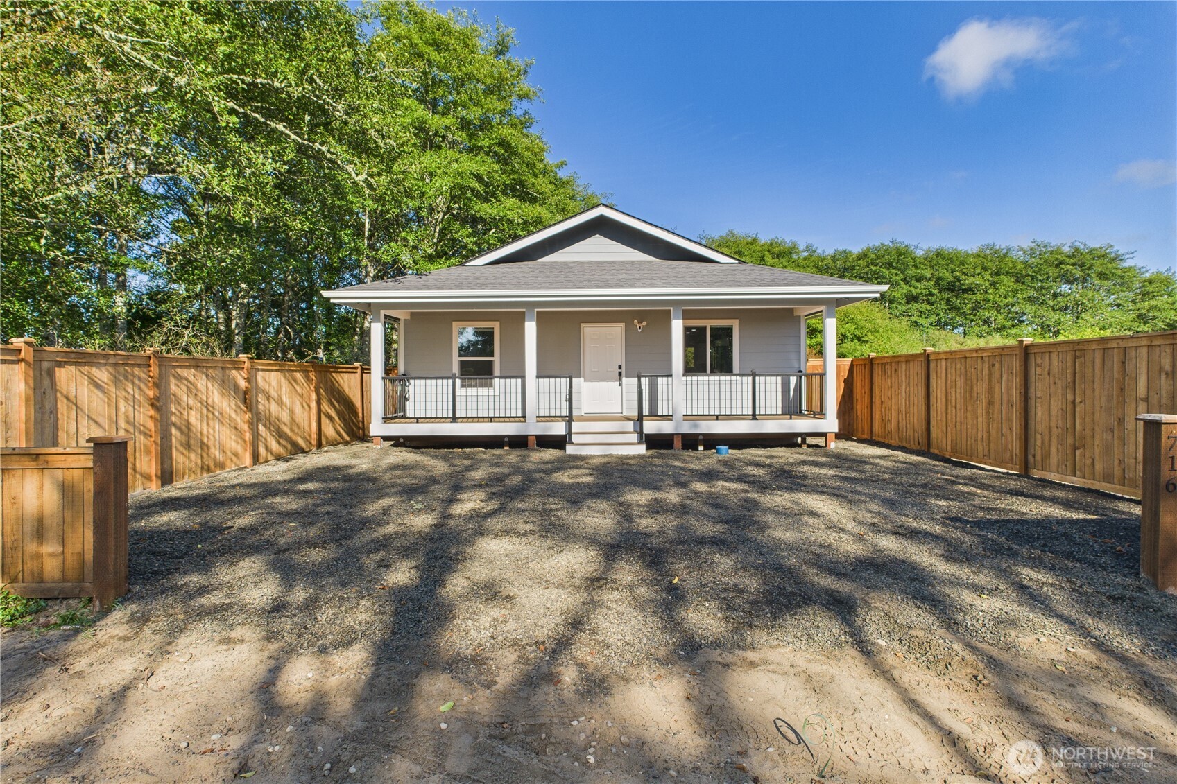 1002 E Delilah Rose Lane