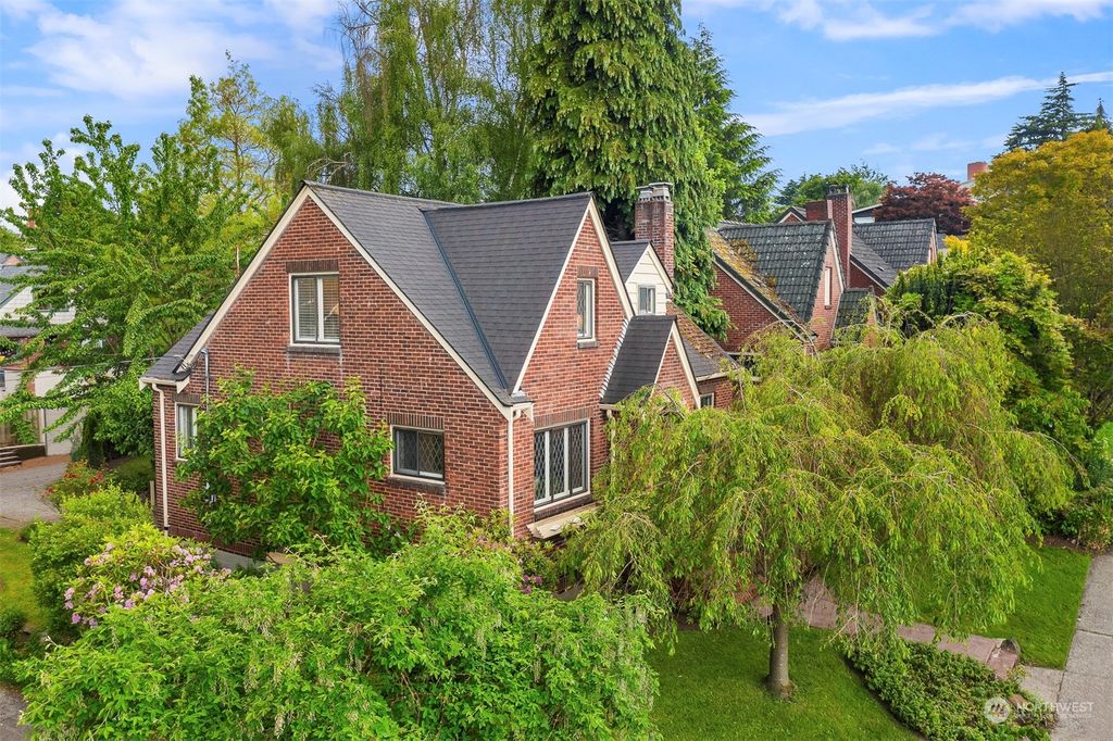 Photo of 355 N 80th Street, Seattle, WA 98103 (MLS # 2244809)