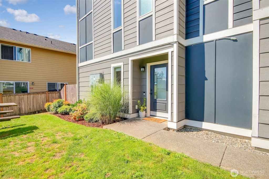 Photo of 3312 156th Street SW #E-1, Lynnwood, WA 98087 (MLS # 2417184)