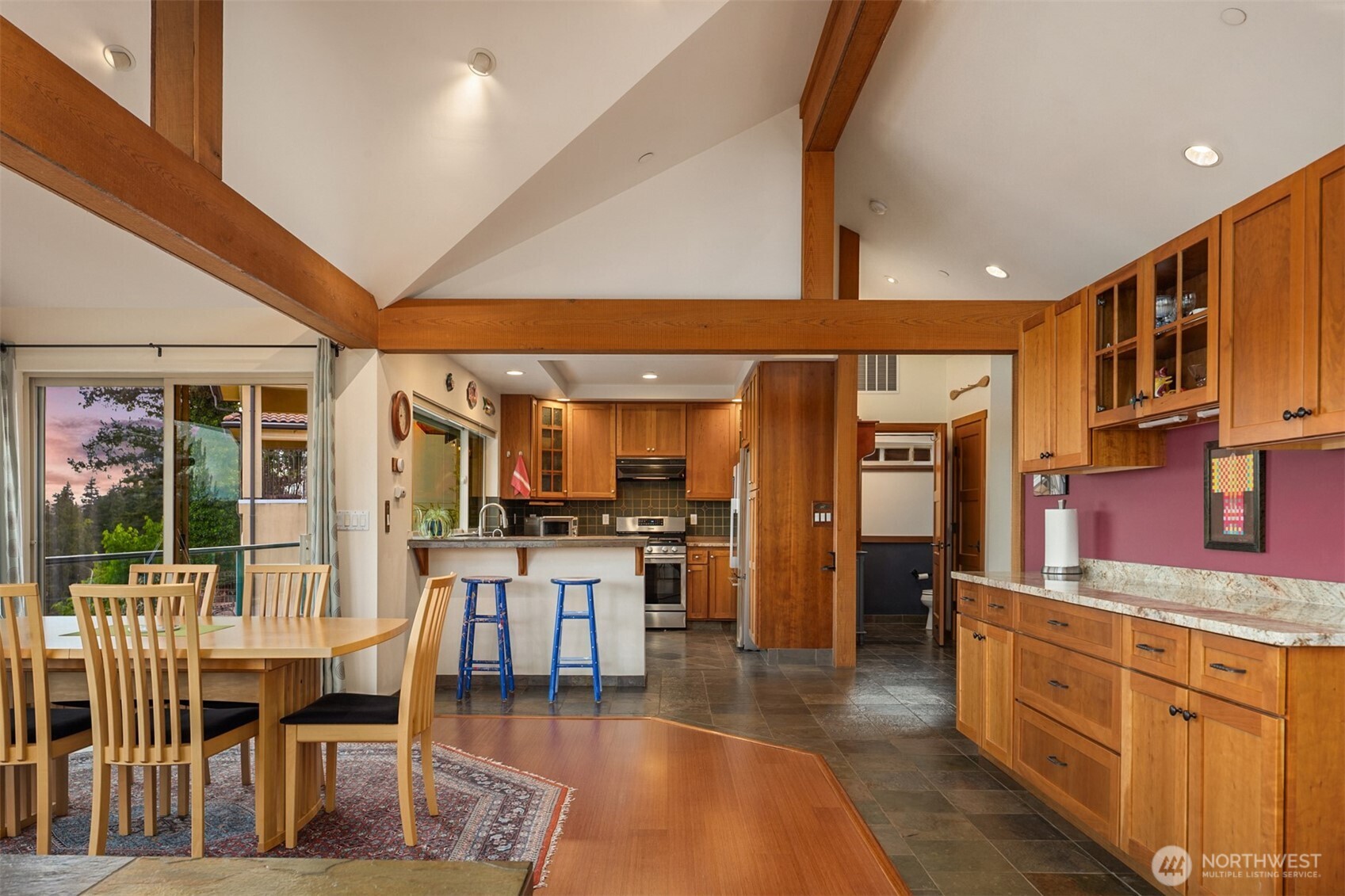 8909 NE 118th Place