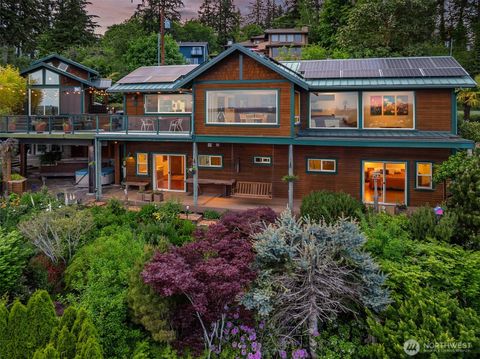 Photo of 8909 NE 118th Place, Kirkland, WA 98034 (MLS # 2522220)