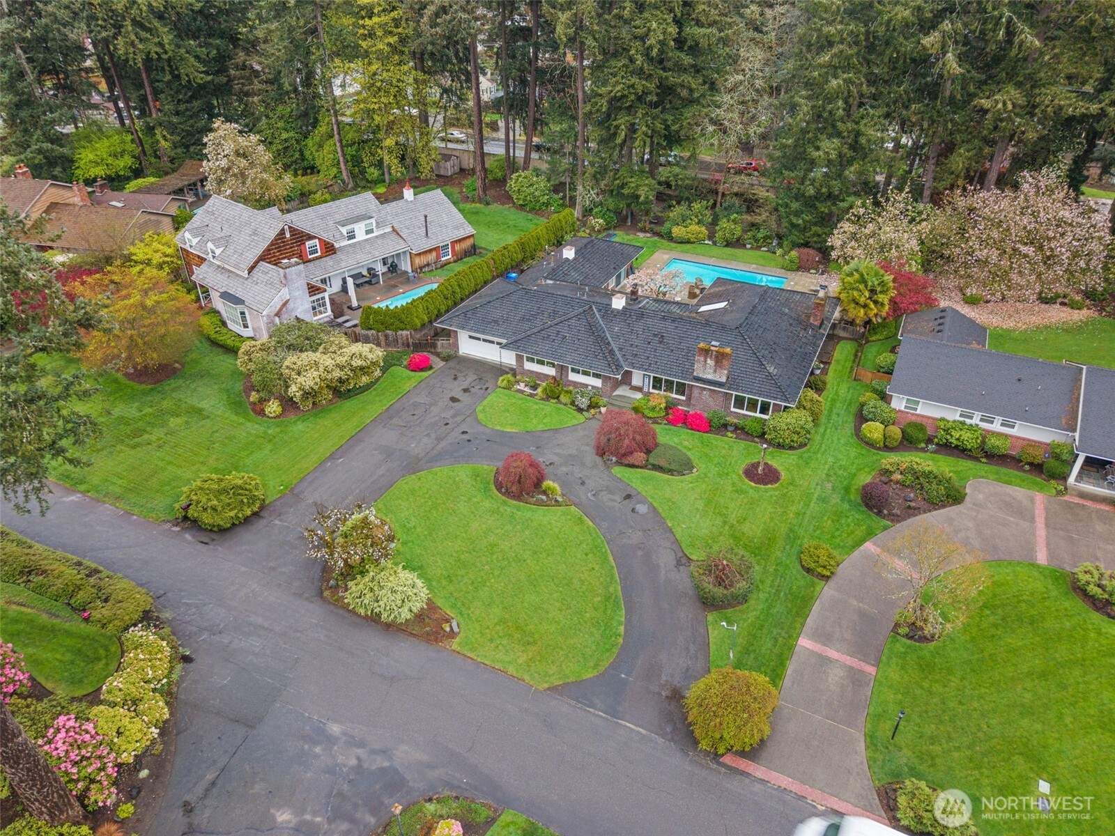 12 Forest Glen Lane SW