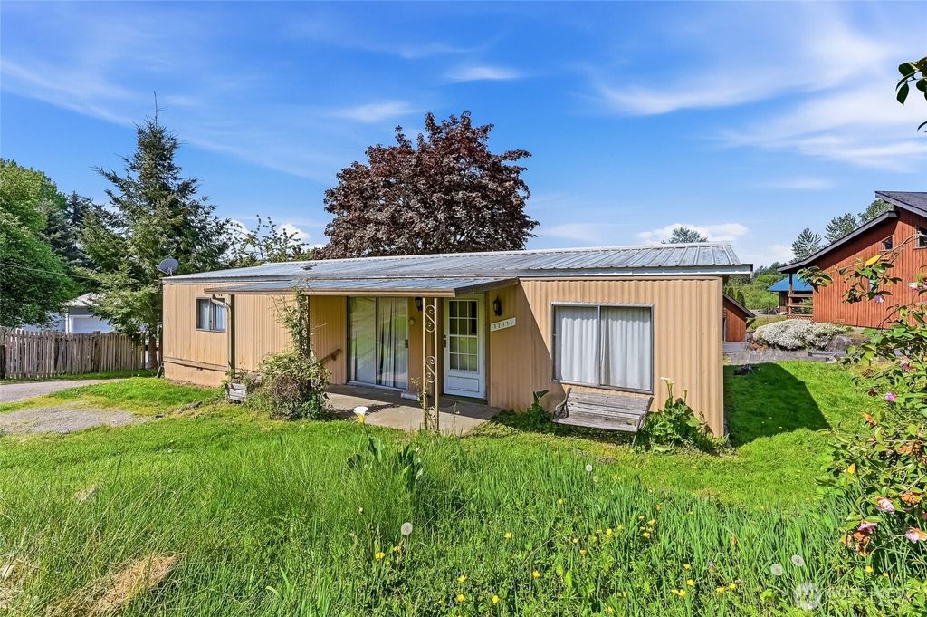Photo of 32711 Commission Avenue, Black Diamond, WA 98010 (MLS # 2516317)