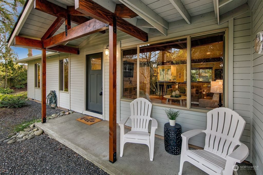 Photo of 5628 171st Place SW, Lynnwood, WA 98037 (MLS # 2325206)