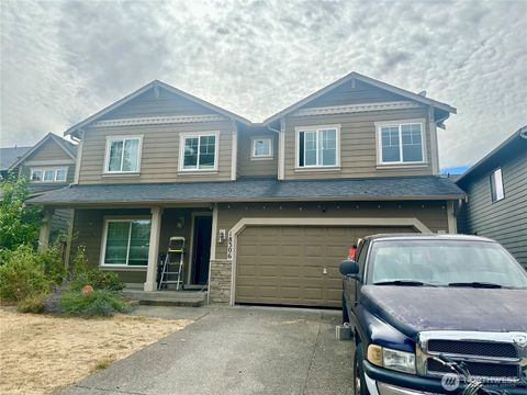Photo of 18306 71st Avenue E, Puyallup, WA 98375 (MLS # 2416588)
