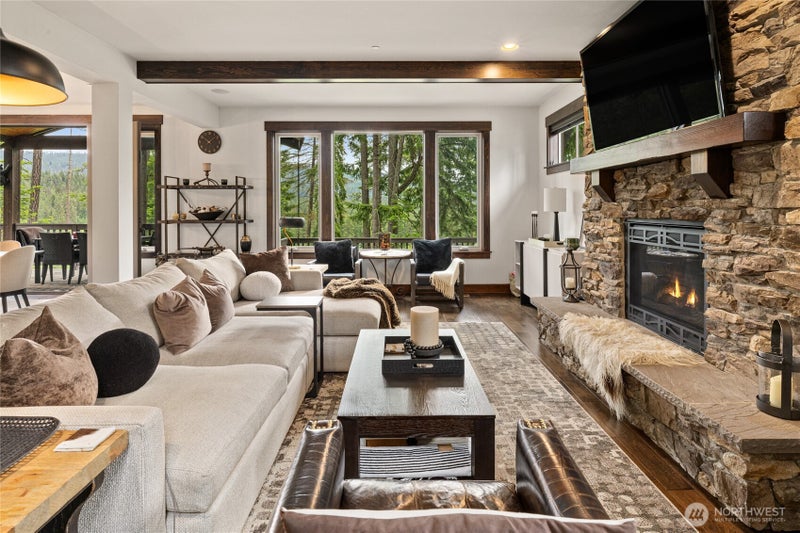 301 Black Nugget Lane