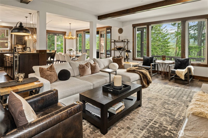 301 Black Nugget Lane