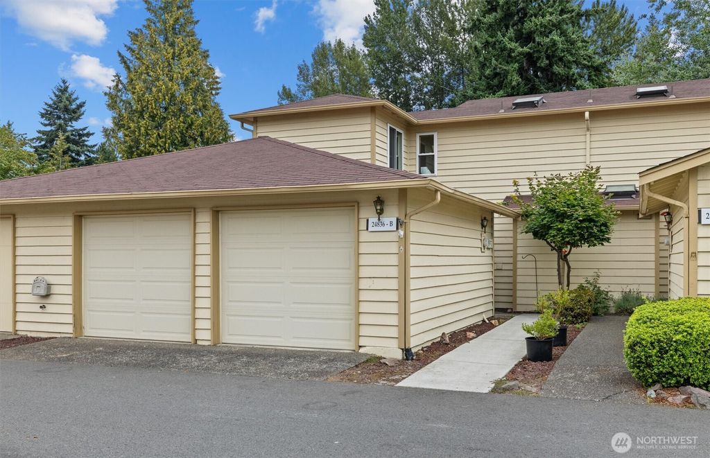 Photo of 24836 110th Place SE #54B, Kent, WA 98030 (MLS # 2417962)
