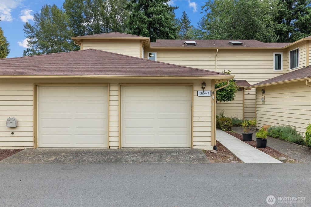 Photo of 24836 110th Place SE #54B, Kent, WA 98030 (MLS # 2417962)