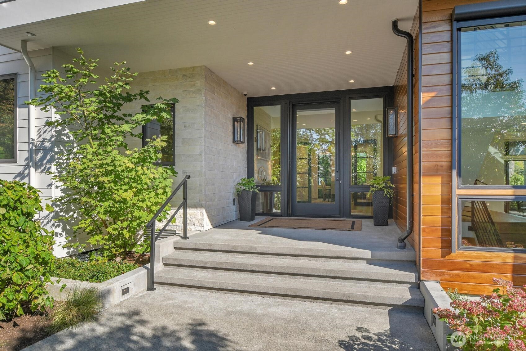 5632 NE 55th Street