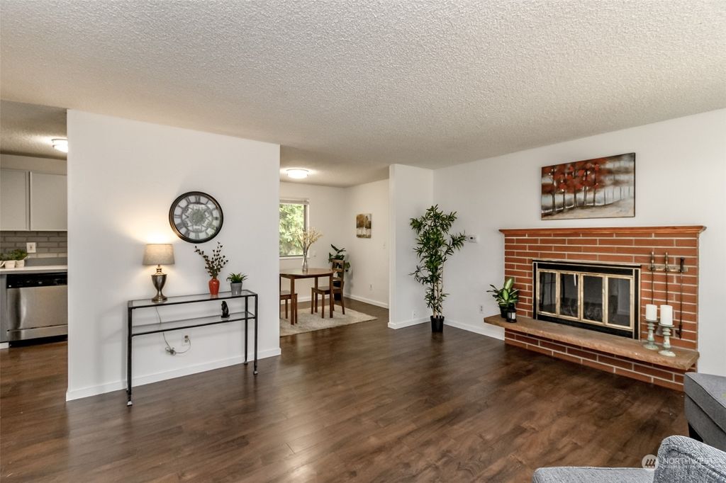 Photo of 30456 9th Avenue S, Federal Way, WA 98003 (MLS # 2005034)