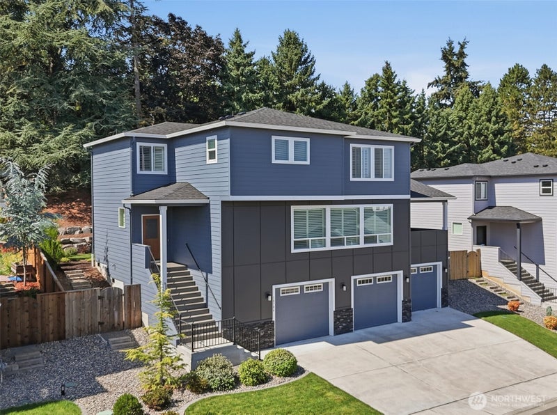 10706 NW 15th Place