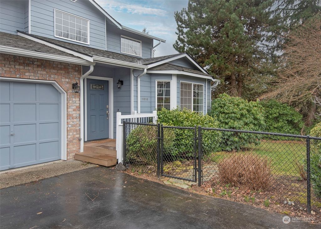 Photo of 11016 22nd Street SE, Lake Stevens, WA 98258 (MLS # 2210902)