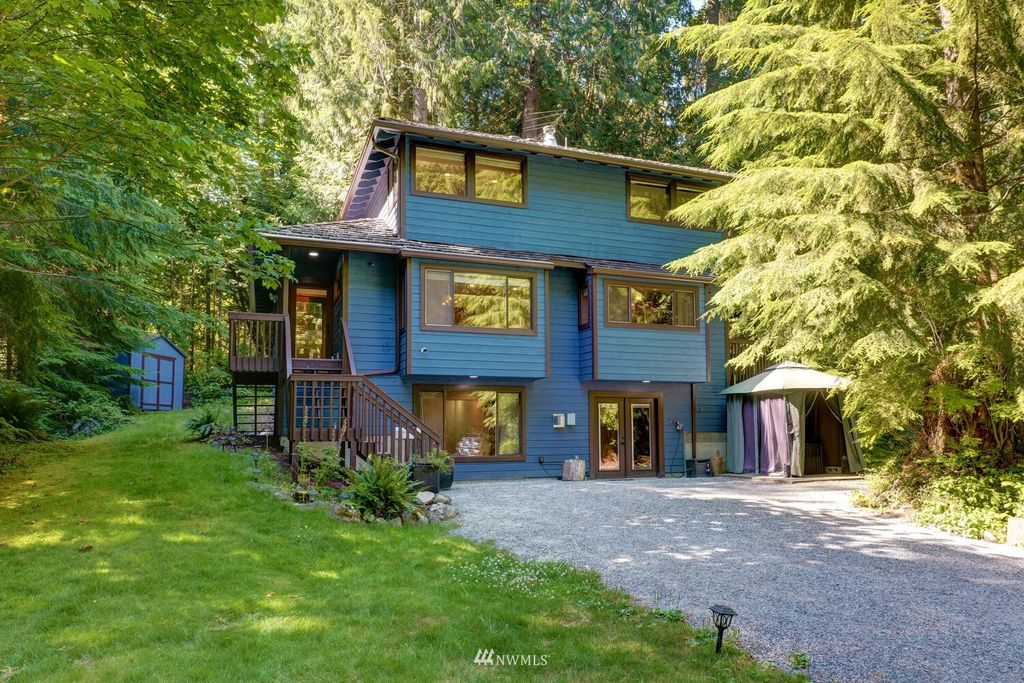 Photo of 4438 281st Place SE, Fall City, WA 98024 (MLS # 1976368)
