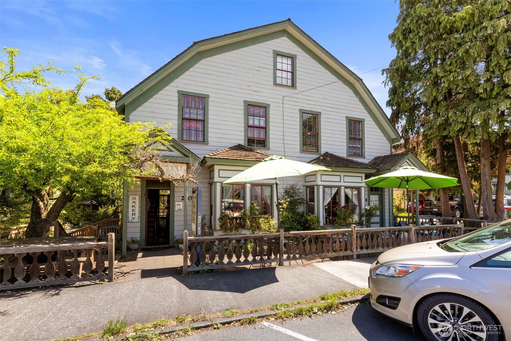 230 Quincy Street